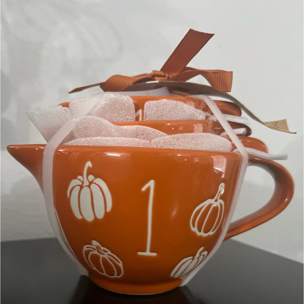 Rae Dunn Pumpkin measuring cups